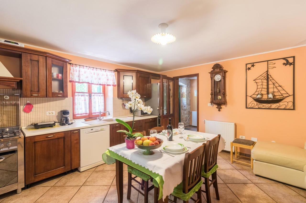 Country House Apartments Pula Luaran gambar