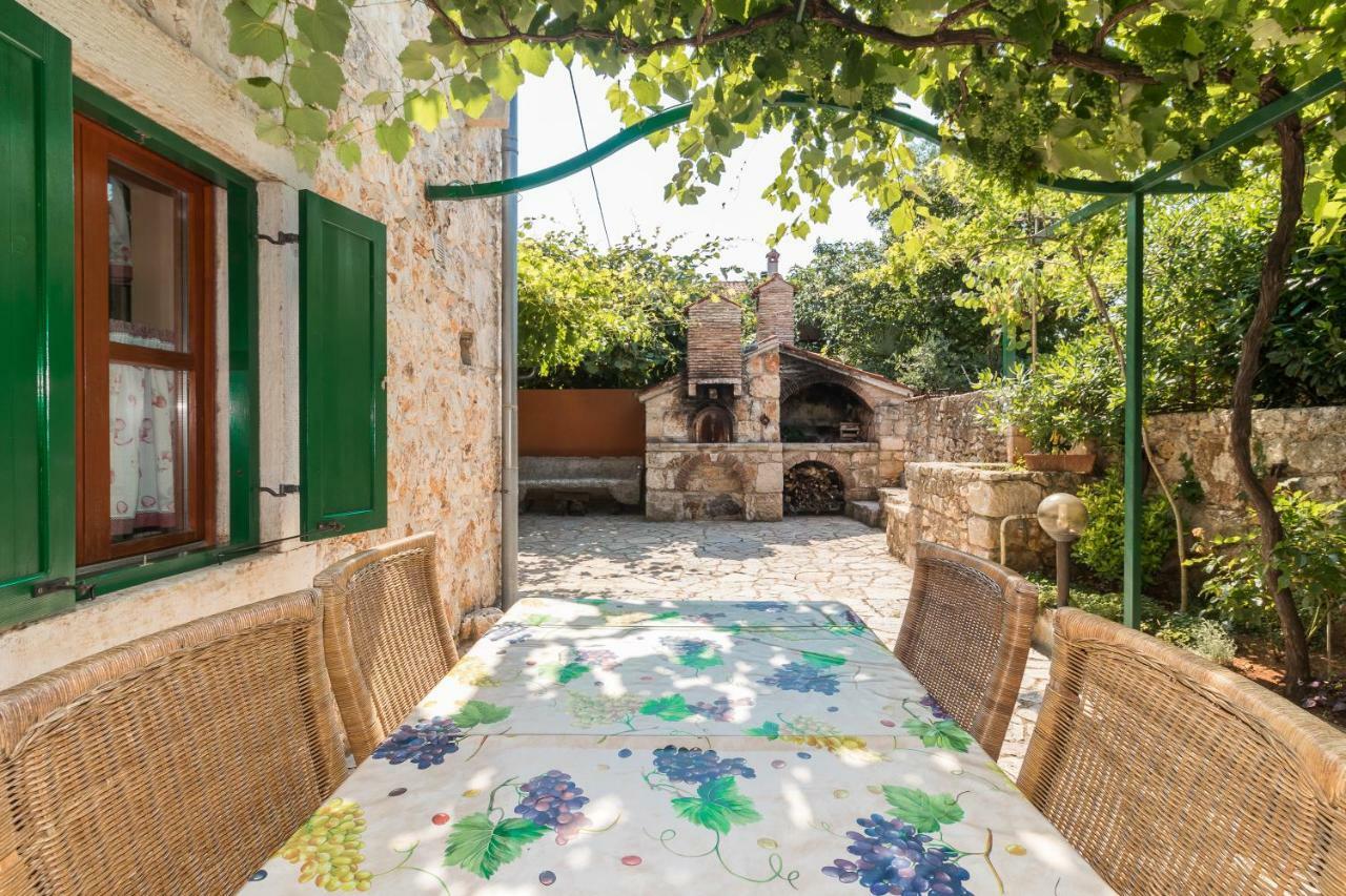 Country House Apartments Pula Luaran gambar