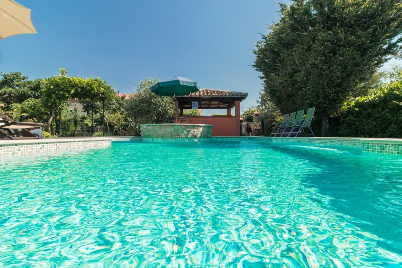 Country House Apartments Pula Luaran gambar